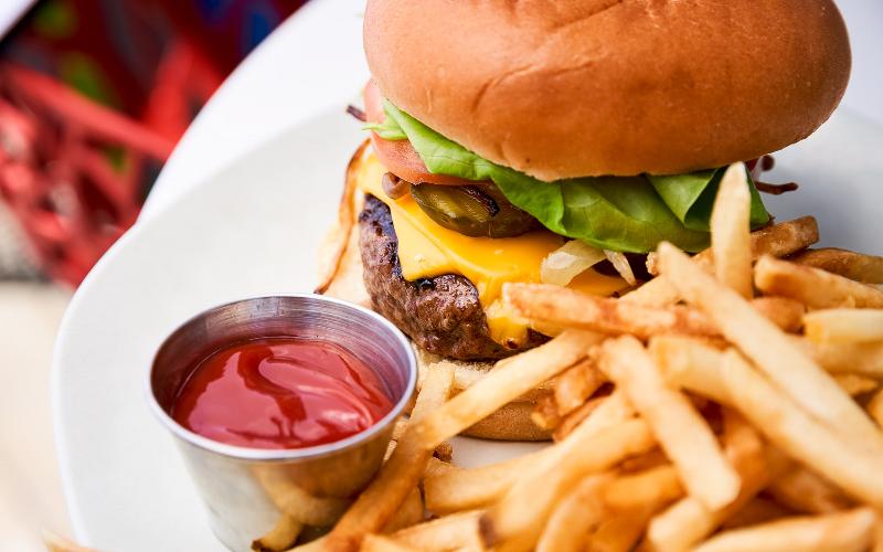 فندق Plunge Beach Resort