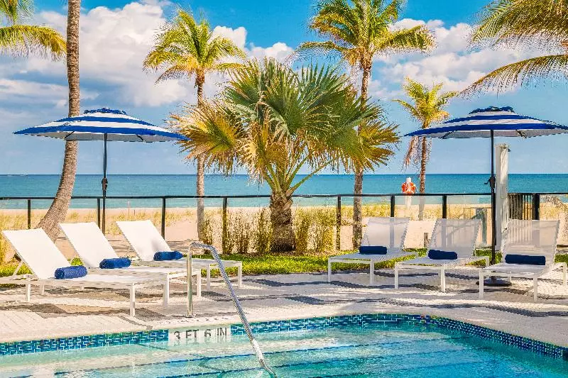 ホテル Plunge Beach Resort