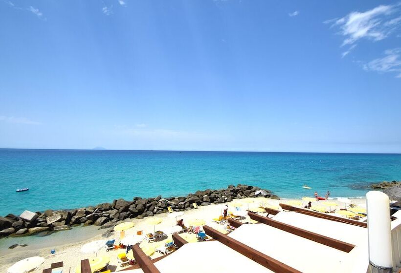 בית מלון כפרי Resort Rocca Di Vadaro