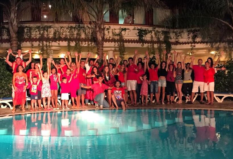 בית מלון כפרי Resort Rocca Di Vadaro