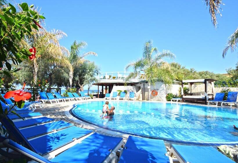 בית מלון כפרי Resort Rocca Di Vadaro