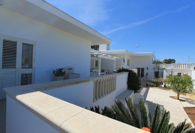 בית מלון כפרי Salenthouse