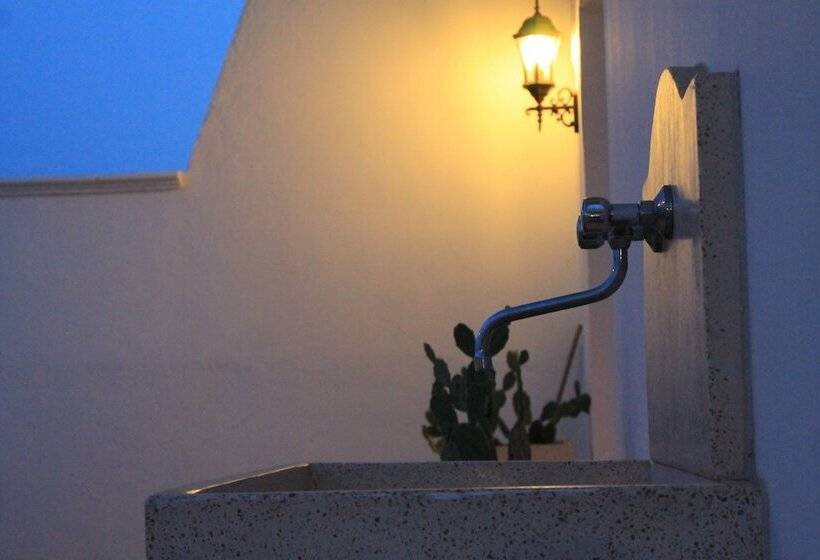 בית מלון כפרי Salenthouse