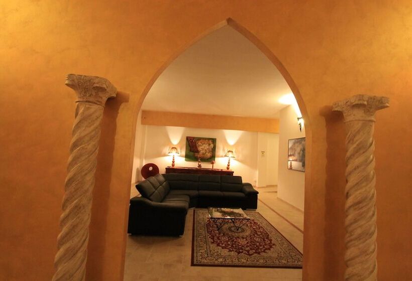 בית מלון כפרי Salenthouse