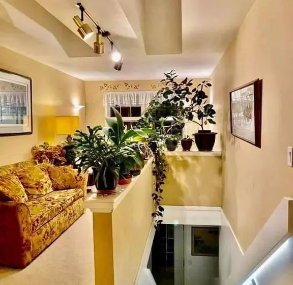 Hotelli Seafarers Bed & Breakfast