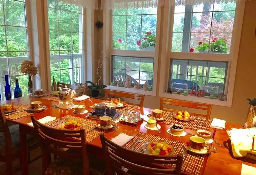 Hotelli Seafarers Bed & Breakfast