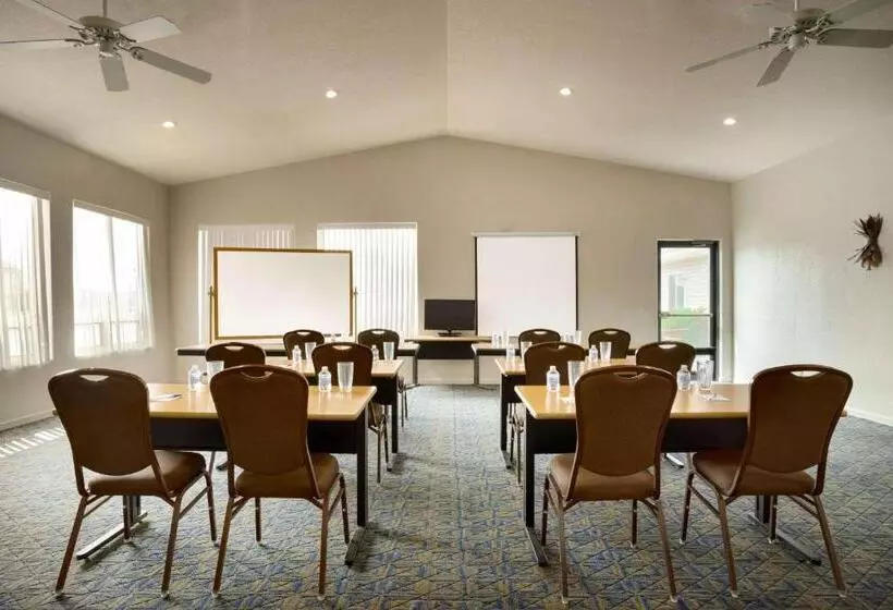 Hotelli Travelodge By Wyndham Gillette