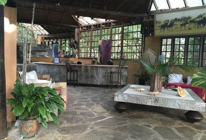 Отель White Elephant Sea Lodge