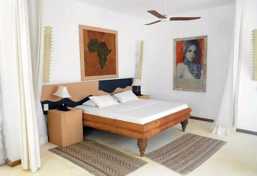 هتل White Elephant Sea Lodge