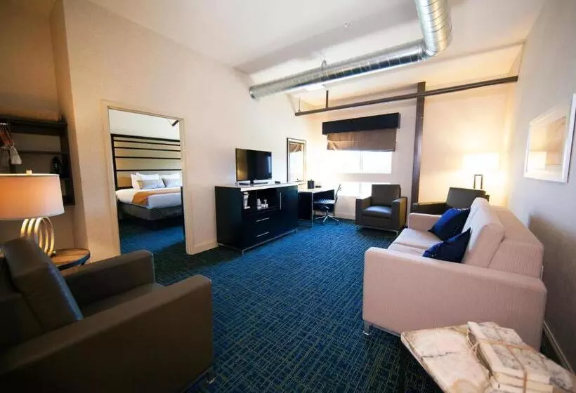 Warehouse Hotel At The Nook