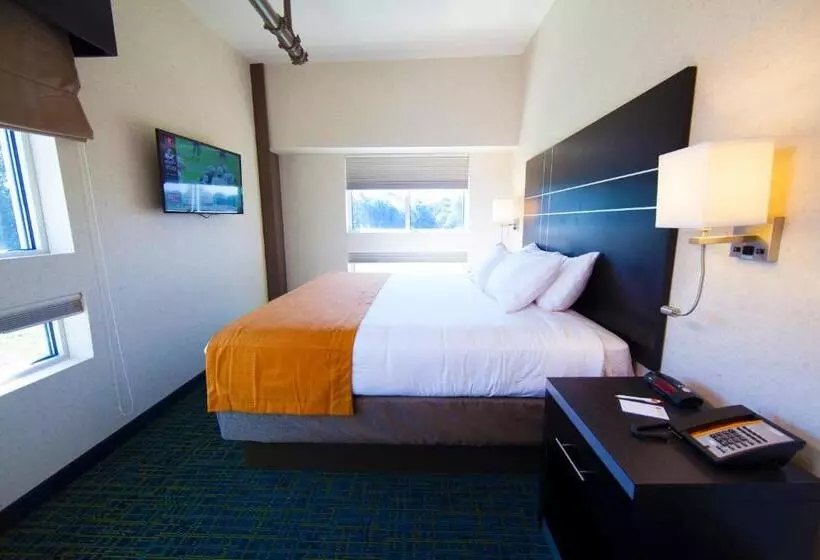 Warehouse Hotel At The Nook