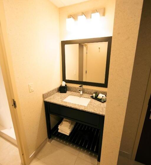 Warehouse Hotel At The Nook