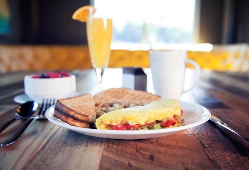 Warehouse Hotel At The Nook