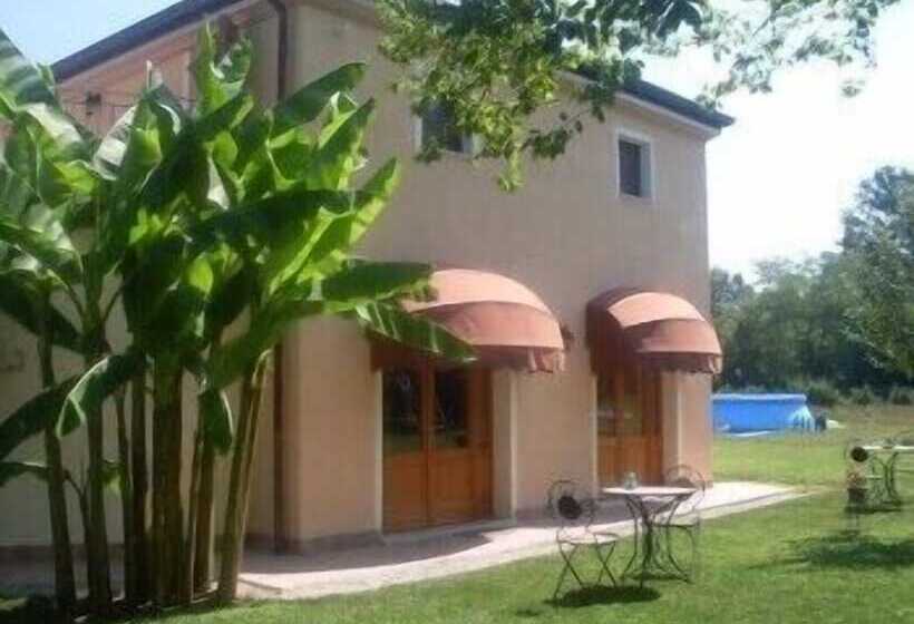 בית מלון כפרי Al Tramonto