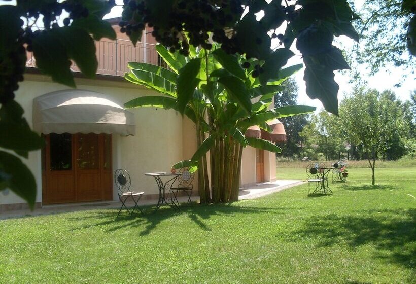 בית מלון כפרי Al Tramonto