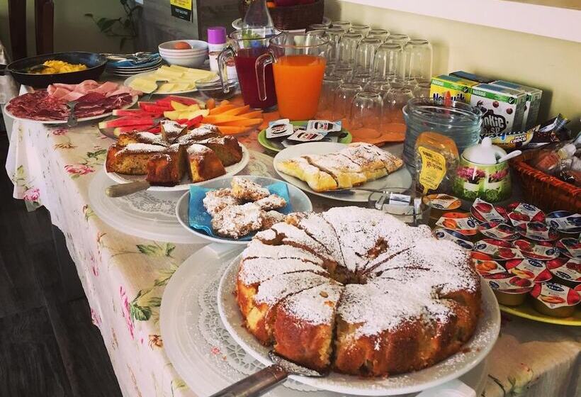 בית מלון כפרי Al Tramonto