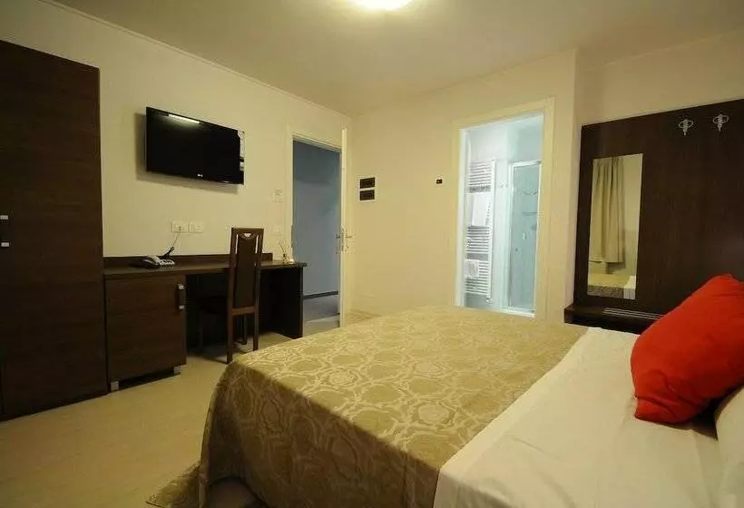 Hotelli Albergo Leon Bianco Gonars