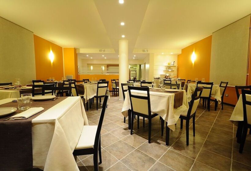 فندق Albergo Leon Bianco Gonars