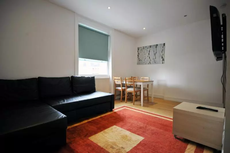 Hotelli Assaha Hyde Park Apartments