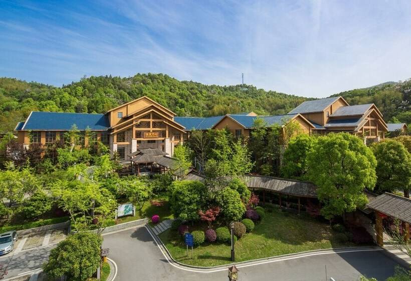 בית מלון כפרי Huitang Huatian Hot Spring Resort