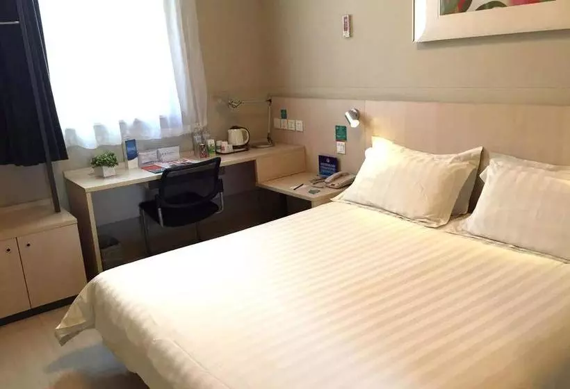 Hotelli Jinjiang Inn Beijing Happy Valley