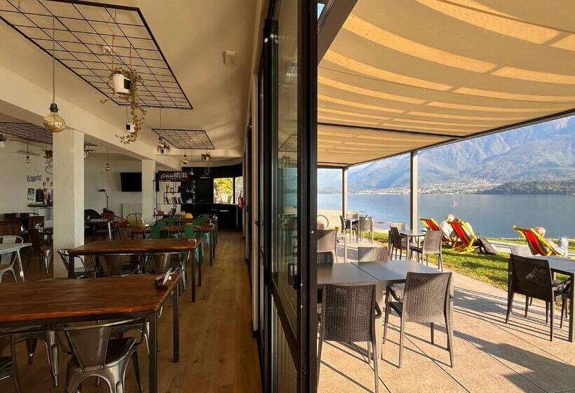 בית מלון כפרי Lake Como Beach Hostel