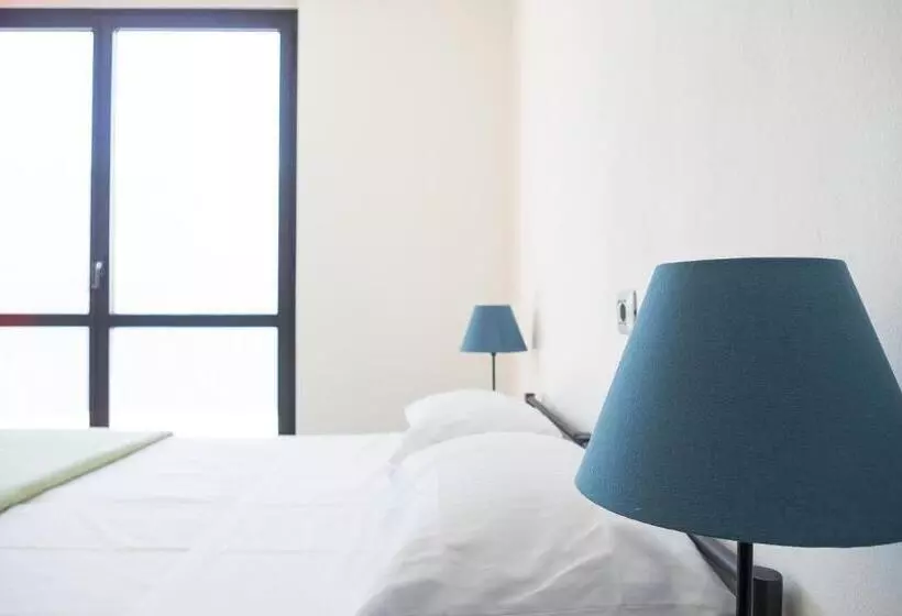 ホテル Lake Como Beach Hostel