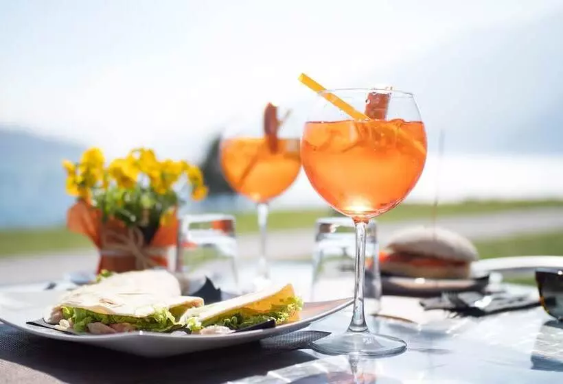 ホテル Lake Como Beach Hostel