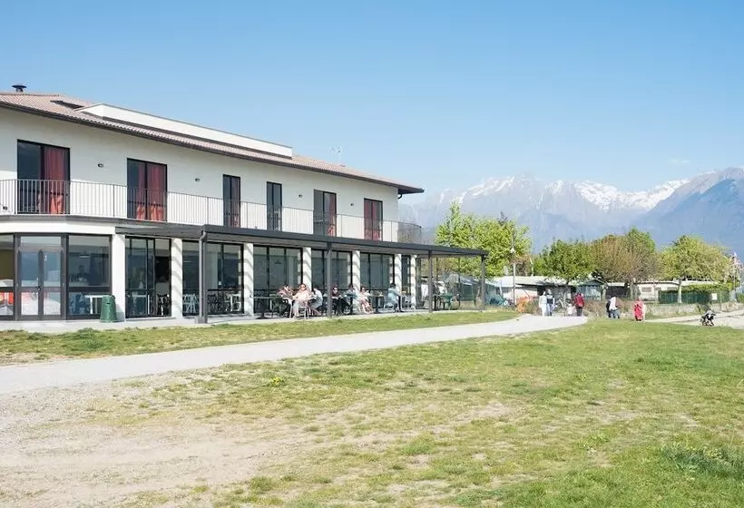 ホテル Lake Como Beach Hostel
