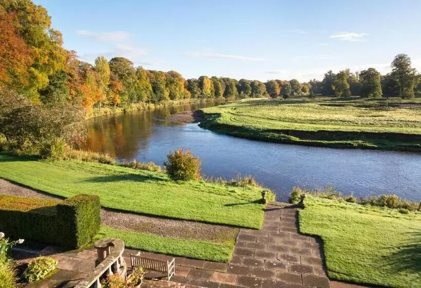 هتل Warwick Hall