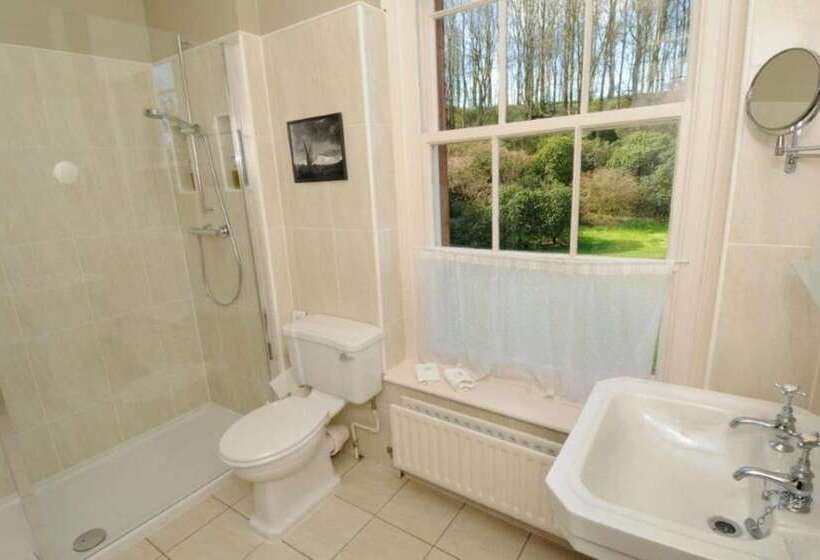 فندق Warwick Hall