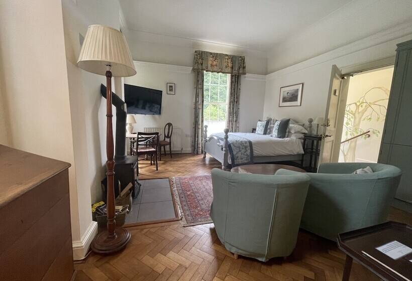 فندق Warwick Hall