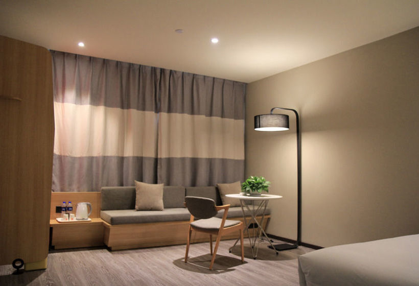 Отель Eastravel · Gaoxin Business