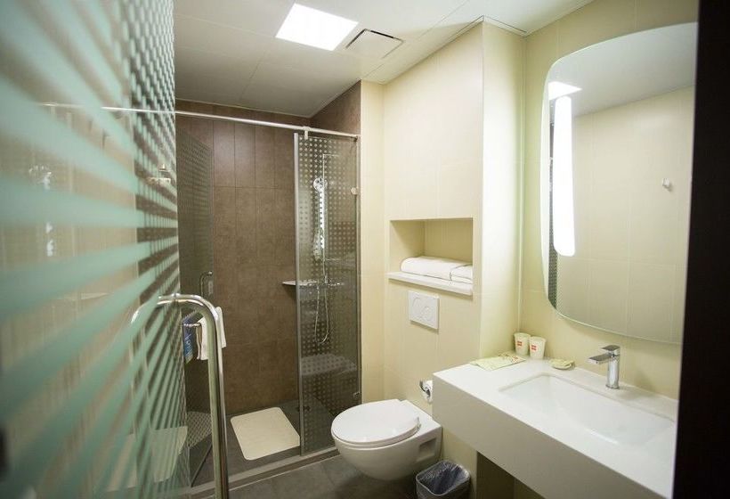 Отель Eastravel · Gaoxin Business