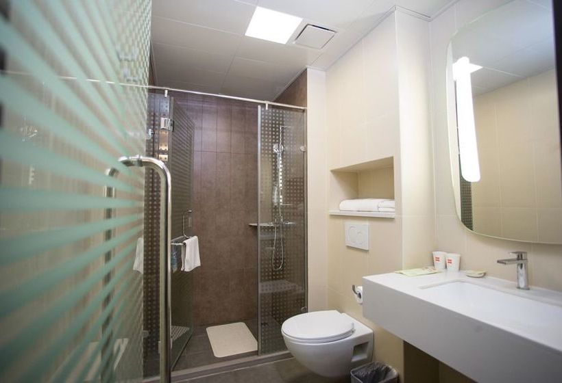 Отель Eastravel · Gaoxin Business