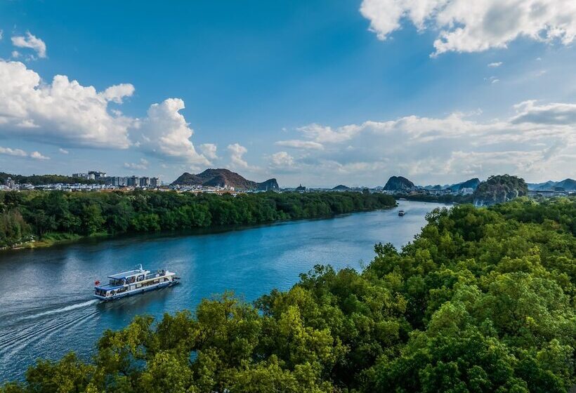 Wing Hotel Guilin  Pedestrian Street