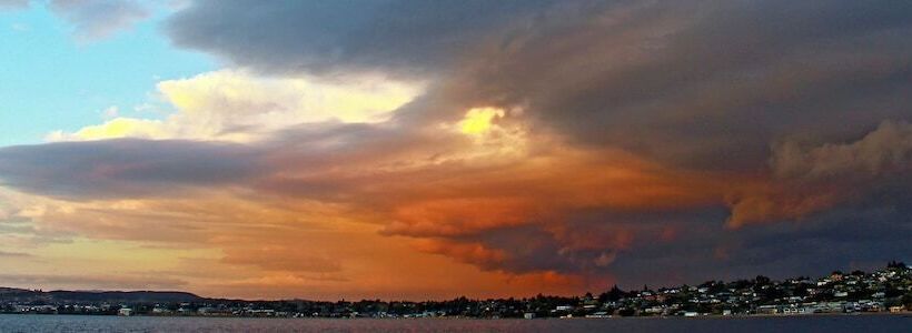 Acacia Lake View Motel