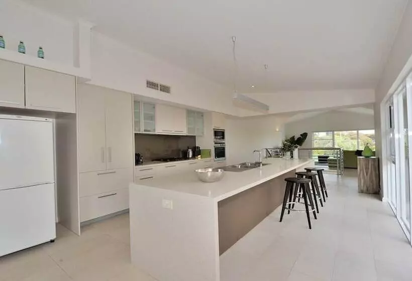 Amawind Rockingham Apartments