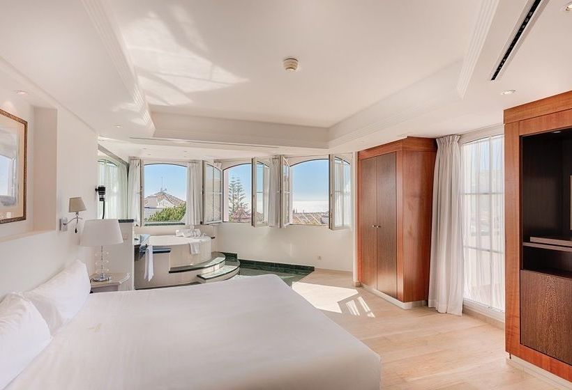 Las Dunas Suites & Apartments