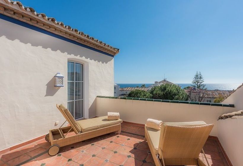 Las Dunas Suites & Apartments