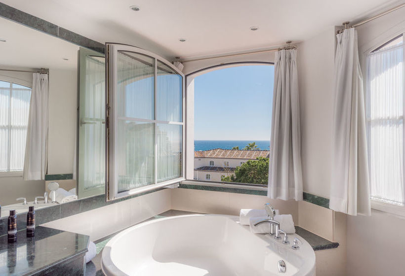 Las Dunas Suites & Apartments