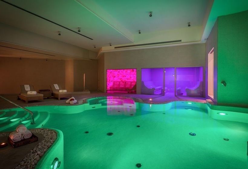 Las Dunas Suites & Apartments