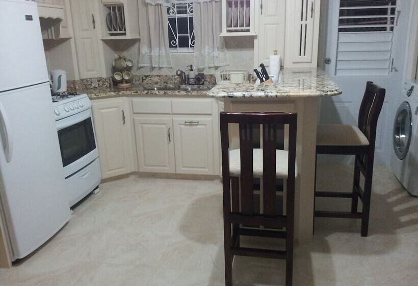 Hopeville Apartments