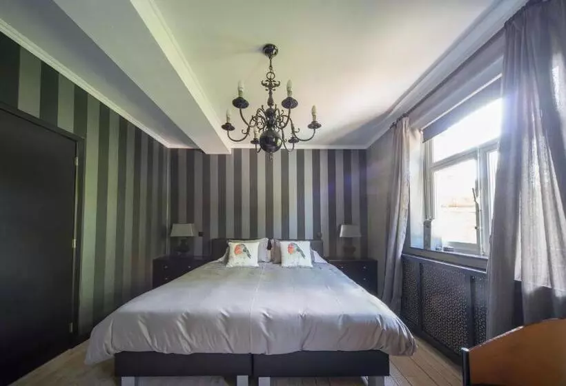 Hotelli B&b Le Refuge