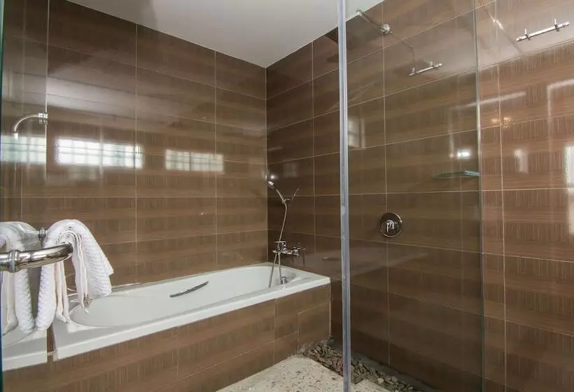هتل Eco Villa