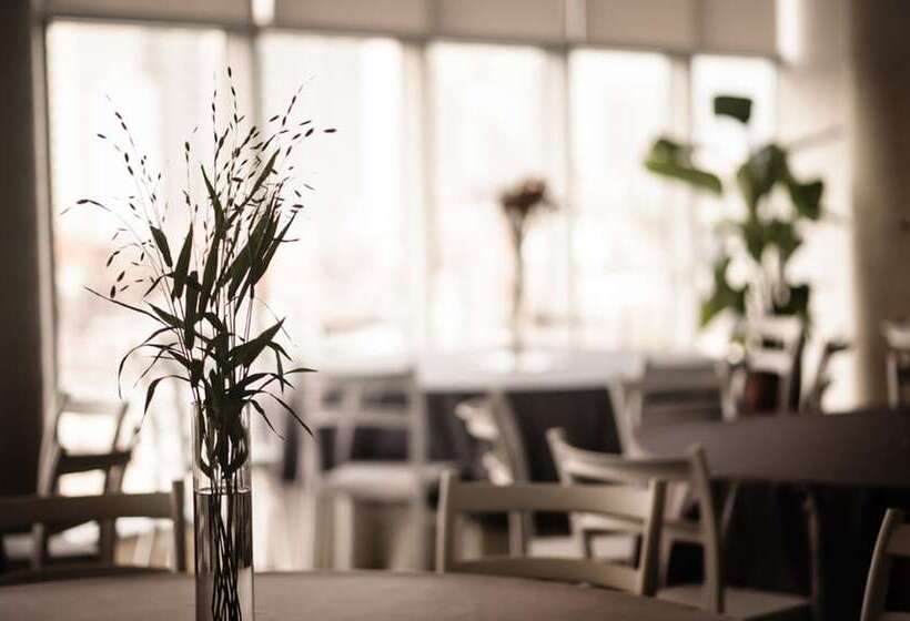 Handpicked Hotel & Collections