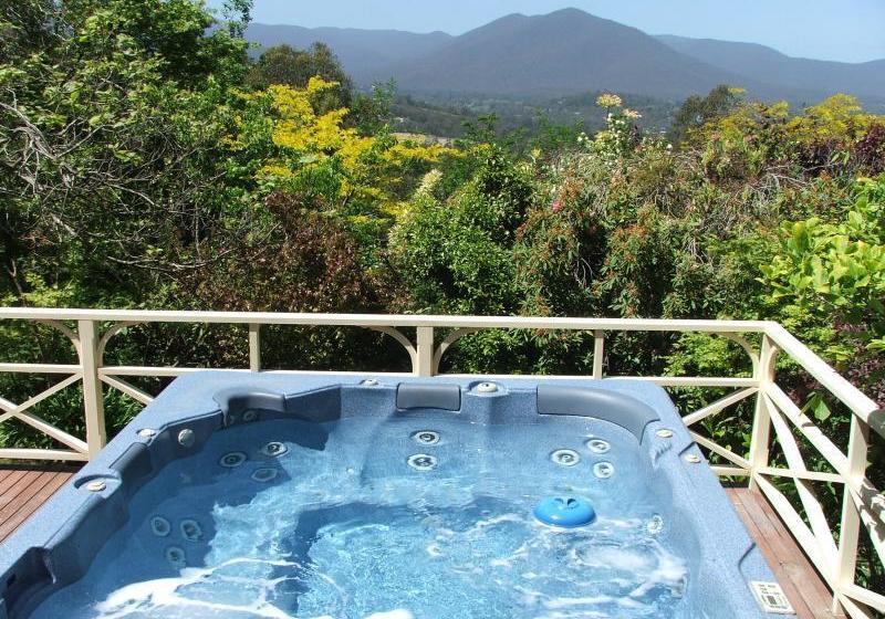 Отель Healesville Garden