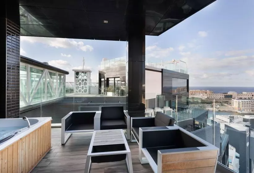 Hugo S Boutique Hotel Adults Only