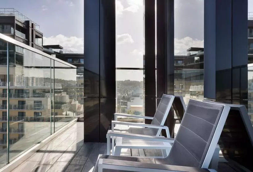 Hugo S Boutique Hotel Adults Only