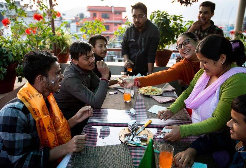 هتل Kathmandu Sunny